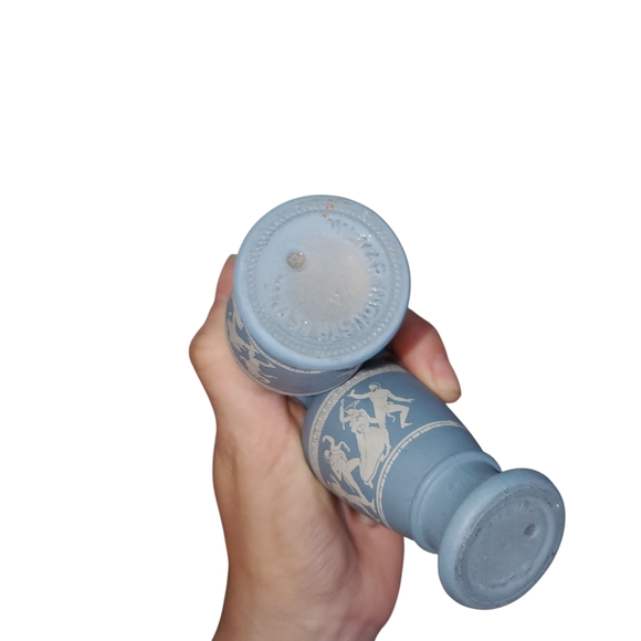 Milmar Industries Vintage Glass Salt And Pepper Set - Picture 4 of 4